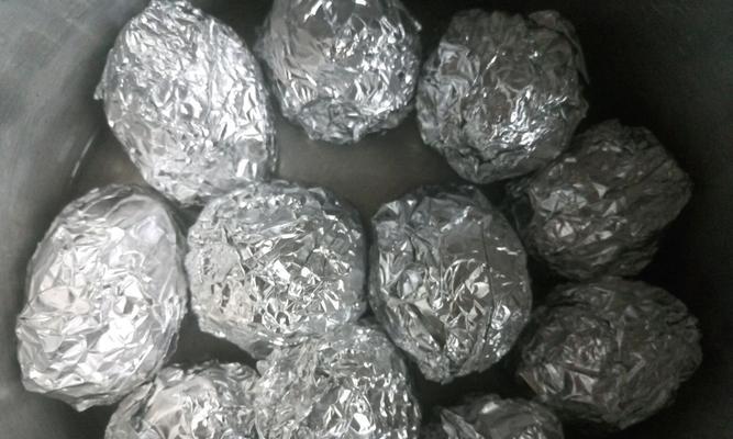 锡纸糯米肉肠蒸屉版怎么做？步骤和技巧是什么？