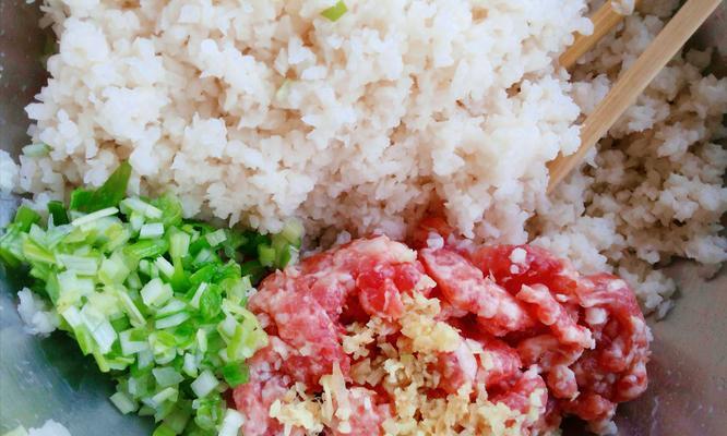 猪肉莲藕馅水饺怎么做？步骤和技巧是什么？