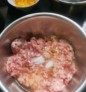 炸肉圆的做法是什么？如何在家轻松制作美味的炸肉圆？