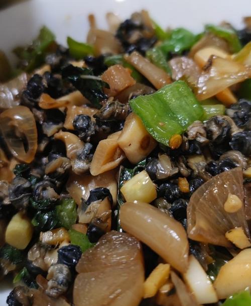 紫苏炒生粉肉怎么做？步骤和技巧有哪些？