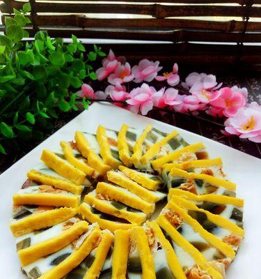 北极虾煎蒜苗蛋怎么做？步骤和技巧有哪些？