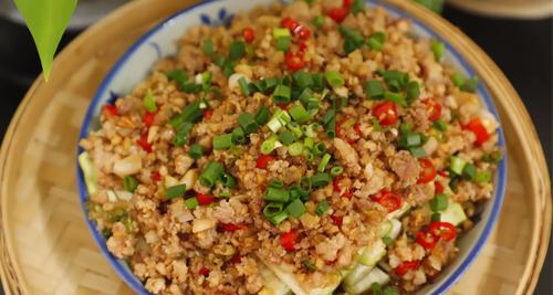 碎牛肉拌饭的做法是什么？如何快速做出美味的碎牛肉拌饭？