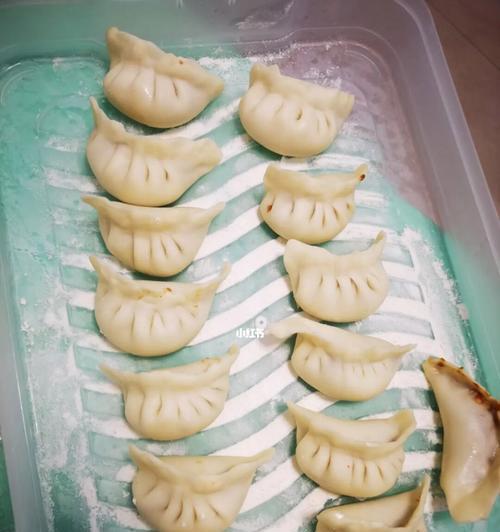 包饺子的做法是什么？如何做出完美的饺子？