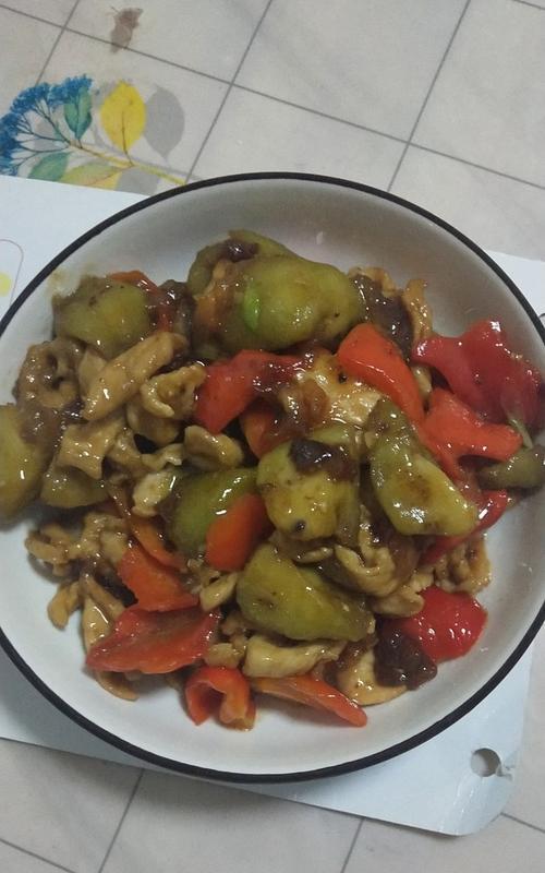 日式炒猪肉怎么做？有哪些简单步骤和技巧？