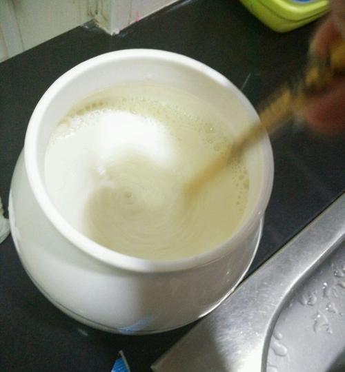 自制纯酸奶怎么做？步骤和常见问题解答？