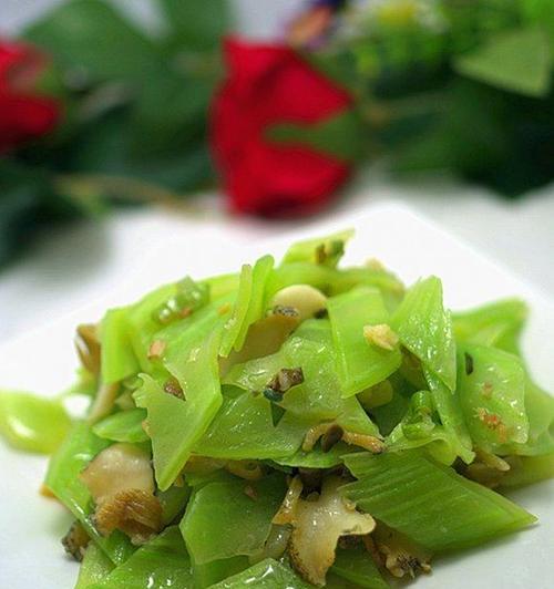 莴苣炒老腊肉的做法是什么？如何炒出美味的莴苣炒老腊肉？