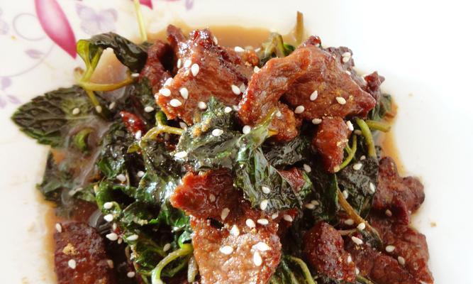 孜然牛肉炒西芹怎么做？步骤和技巧是什么？