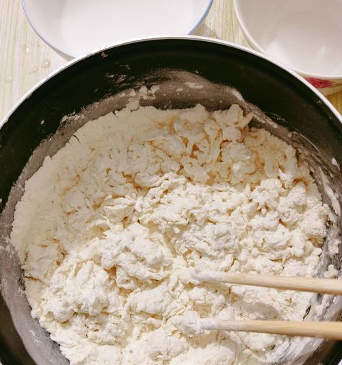 白菜猪肉馅饼怎么做？有哪些简单步骤？
