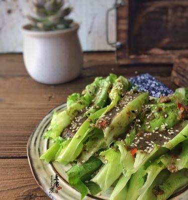 芝麻酱油麦菜怎么做？步骤和技巧有哪些？