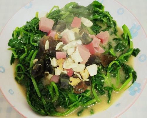 清水油盐豌豆苗怎么做？步骤和技巧有哪些？