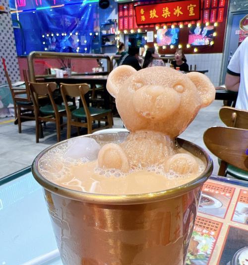 自制港式奶茶的做法是什么？步骤和材料有哪些？