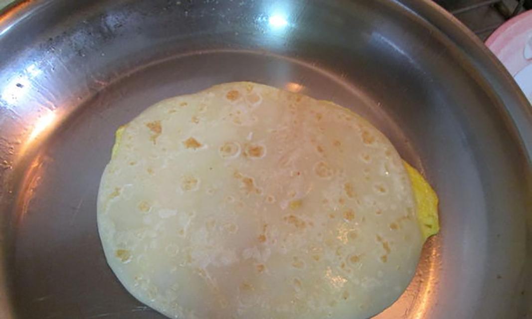 剩粥煎饼的做法是什么？如何在家轻松制作？