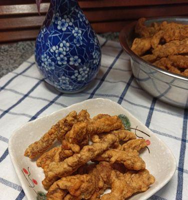 炸小酥肉怎么做？有哪些步骤和技巧？