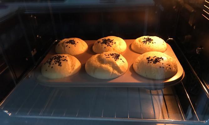 超软椰蓉葡萄干小面包怎么做？步骤和技巧有哪些？