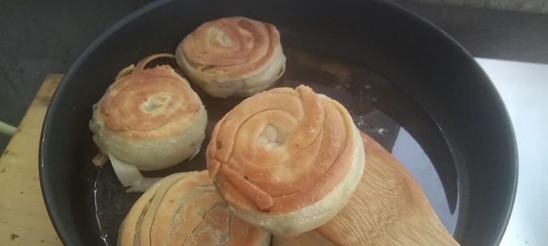 肉酥肉饼的做法是什么？如何在家轻松制作？