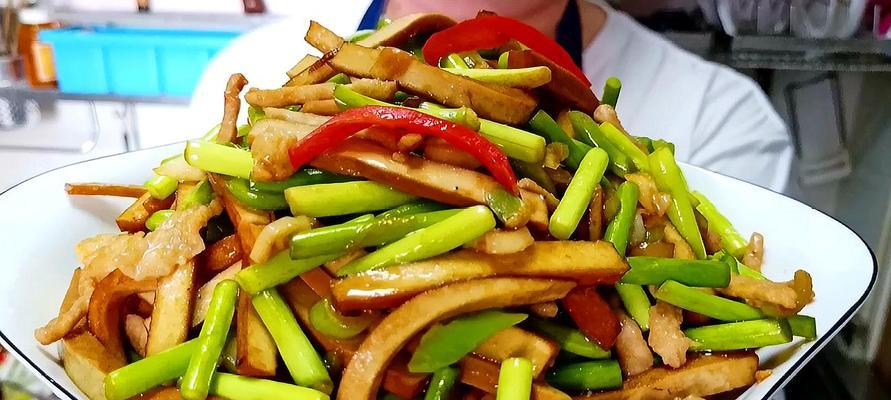 香干韭黄百财肉丝怎么做？步骤和技巧是什么？
