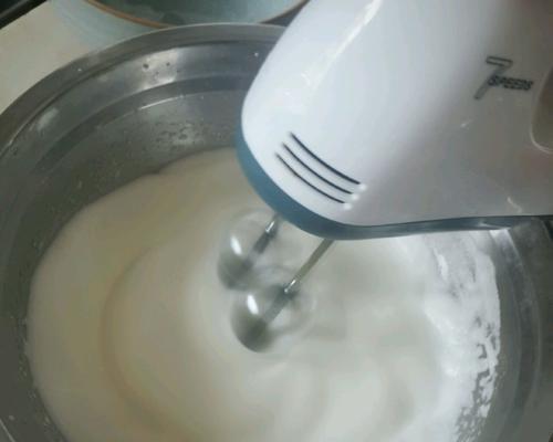 Q弹的戚风蛋糕怎么做？制作过程中有哪些常见问题？