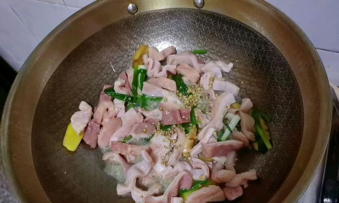 肉嵌猪肚怎么做？步骤详解及常见问题解答？