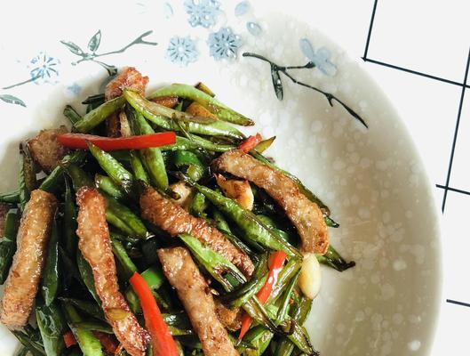 白玉肉丝炒四季豆的做法是什么？步骤详解如何做？