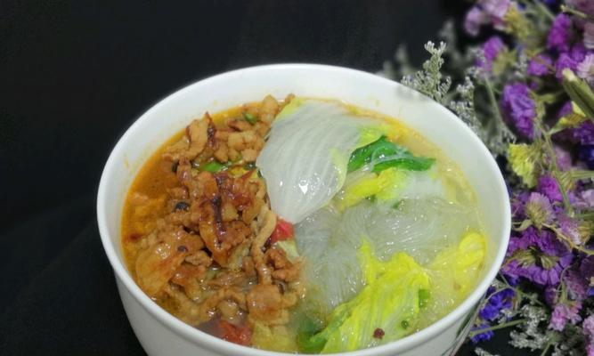 白菜莲花粉丝汤怎么做？步骤和技巧是什么？