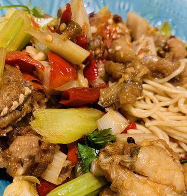 彩蔬拌面怎么做？有哪些健康又美味的制作技巧？
