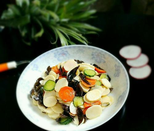 清炒木耳干豆腐怎么做？步骤和技巧有哪些？