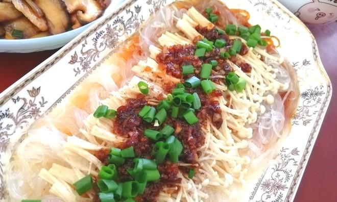 蒜蓉粉丝金针菇怎么做？详细步骤和技巧是什么？