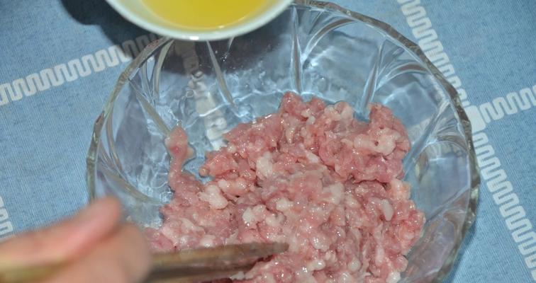 肉三鲜馅怎么做？有哪些步骤和技巧？