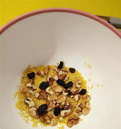 宝宝餐核桃粥怎么做？核桃粥的营养成分有哪些？