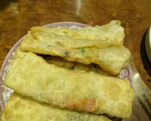剩馄饨皮怎么变春卷？详细步骤和技巧是什么？