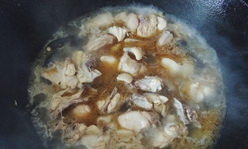 中餐厅同款麻油沙姜鸡的做法是什么？如何在家做出地道口味？