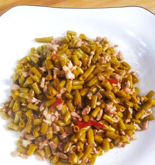肉末酸豇豆怎么做？详细步骤和技巧是什么？