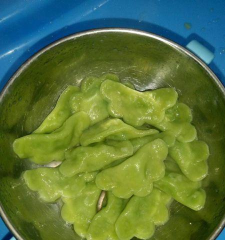 菠菜鸡蛋馅饺子怎么做？有哪些步骤和技巧？