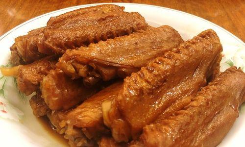菠萝鸭翅怎么做？有哪些步骤和技巧？