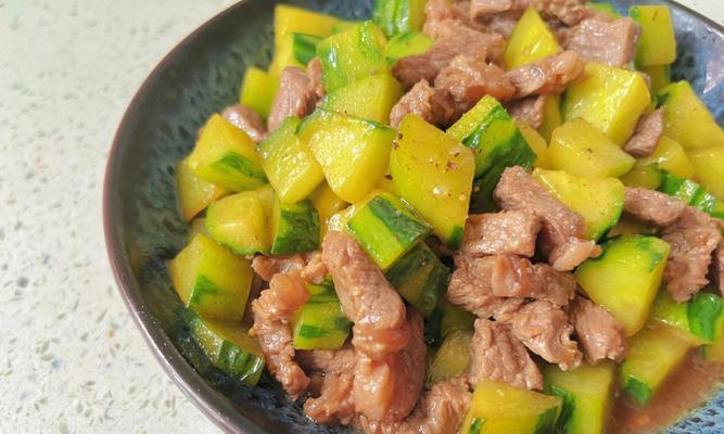 瘦肉炒青瓜怎么做？步骤和技巧有哪些？