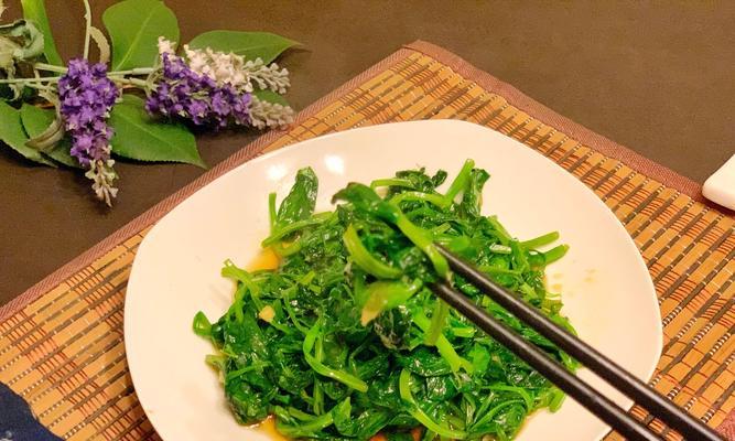 清炒豌豆荚怎么做？步骤和技巧有哪些？