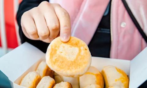 清炒绿豆饼怎么做？清炒绿豆饼的制作步骤是什么？