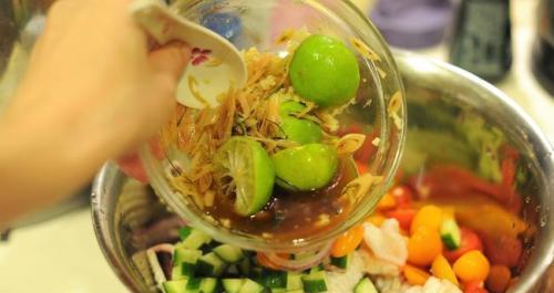 泰式凉拌菜怎么做？有哪些简单易学的步骤？