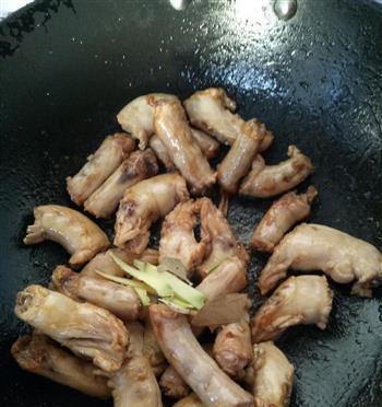 孜然风味鸡脖怎么做？详细步骤和技巧是什么？