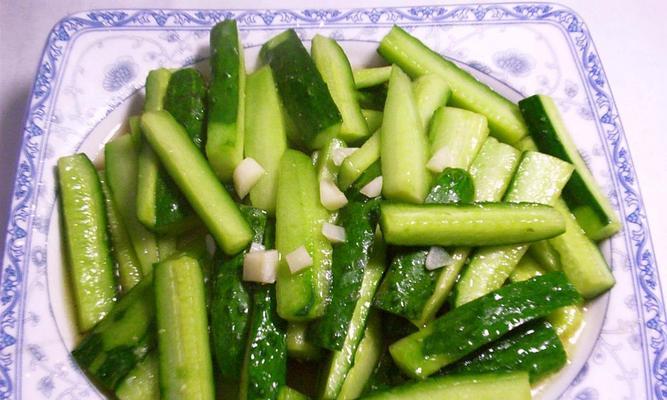 珍选捞汁黄瓜的做法是什么？如何在家轻松制作？