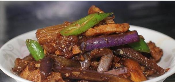肉碎蒜香炒木耳怎么做？步骤详解和常见问题解答？