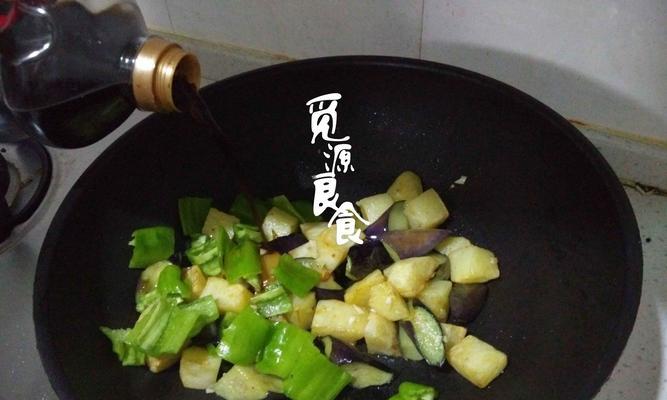 土豆炖圆茄子怎么做？步骤和技巧是什么？
