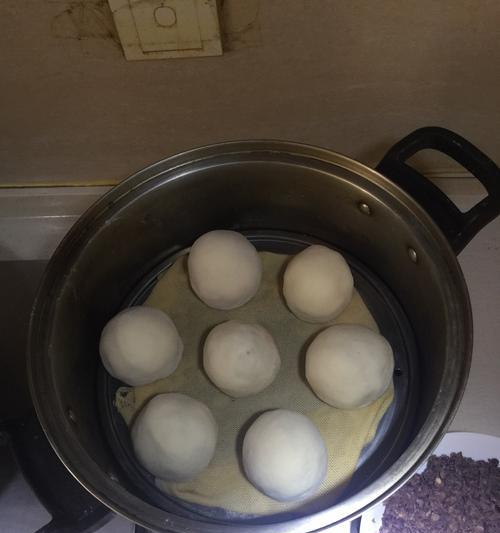 双色豆包怎么做？制作双色豆包的步骤和技巧是什么？