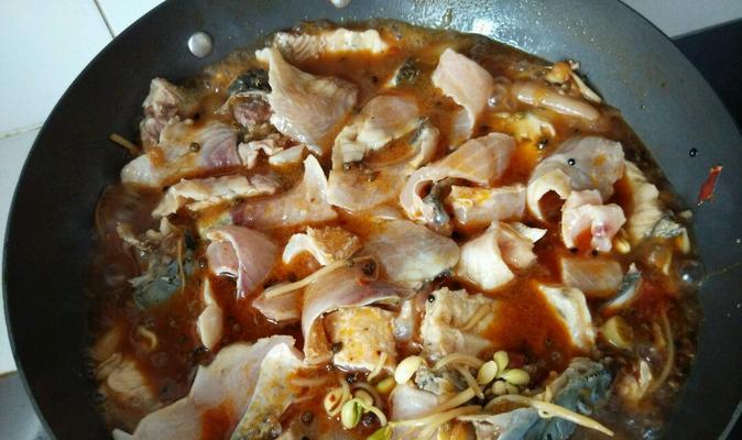 树上有鱼怎么做？这道创意菜的制作步骤是什么？