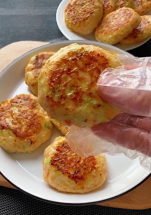 鲜虾蔬菜饼怎么做？有哪些步骤和技巧？