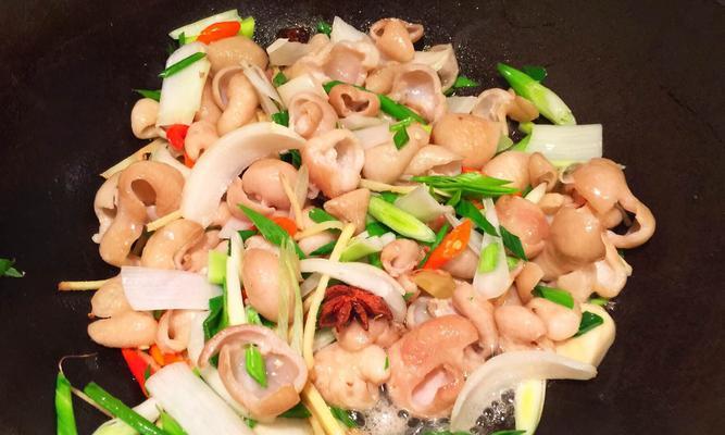 砂锅大肠炖豆腐怎么做？步骤和技巧有哪些？