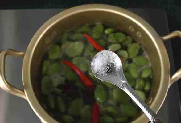 蚕豆鸡蛋汤怎么做？有哪些步骤和技巧？