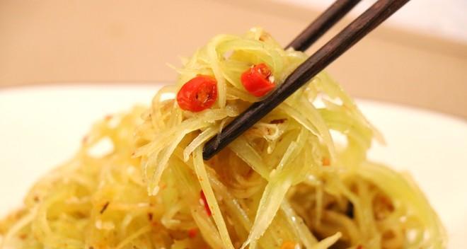 笋丝拌鸭肫的做法是怎样的？步骤和技巧有哪些？