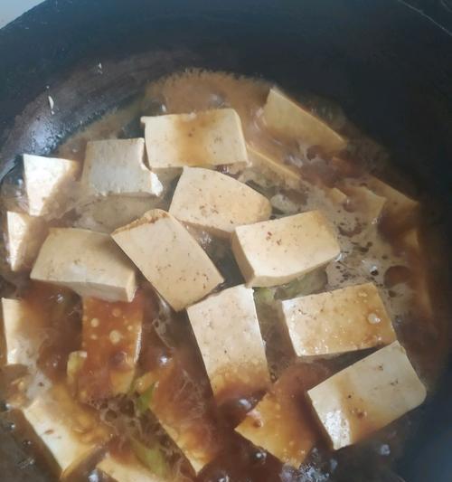 鲅鱼炖豆腐怎么做？详细步骤和常见问题解答？