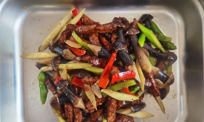 煮鸡纵菌的做法是什么？如何确保其美味又健康？